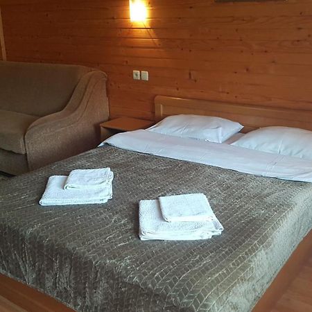 Karpatski Zori Hotel Bukovel Extérieur photo