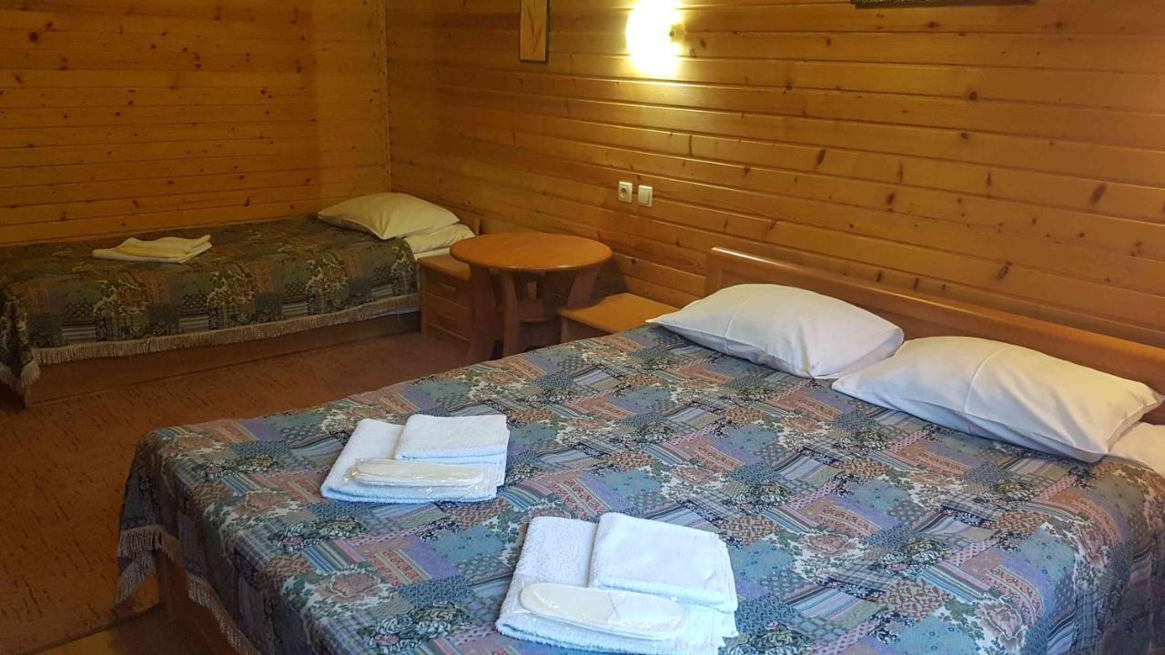 Karpatski Zori Hotel Bukovel Extérieur photo