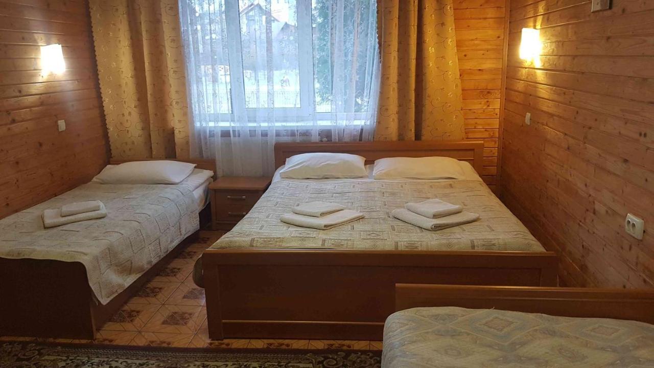 Karpatski Zori Hotel Bukovel Extérieur photo