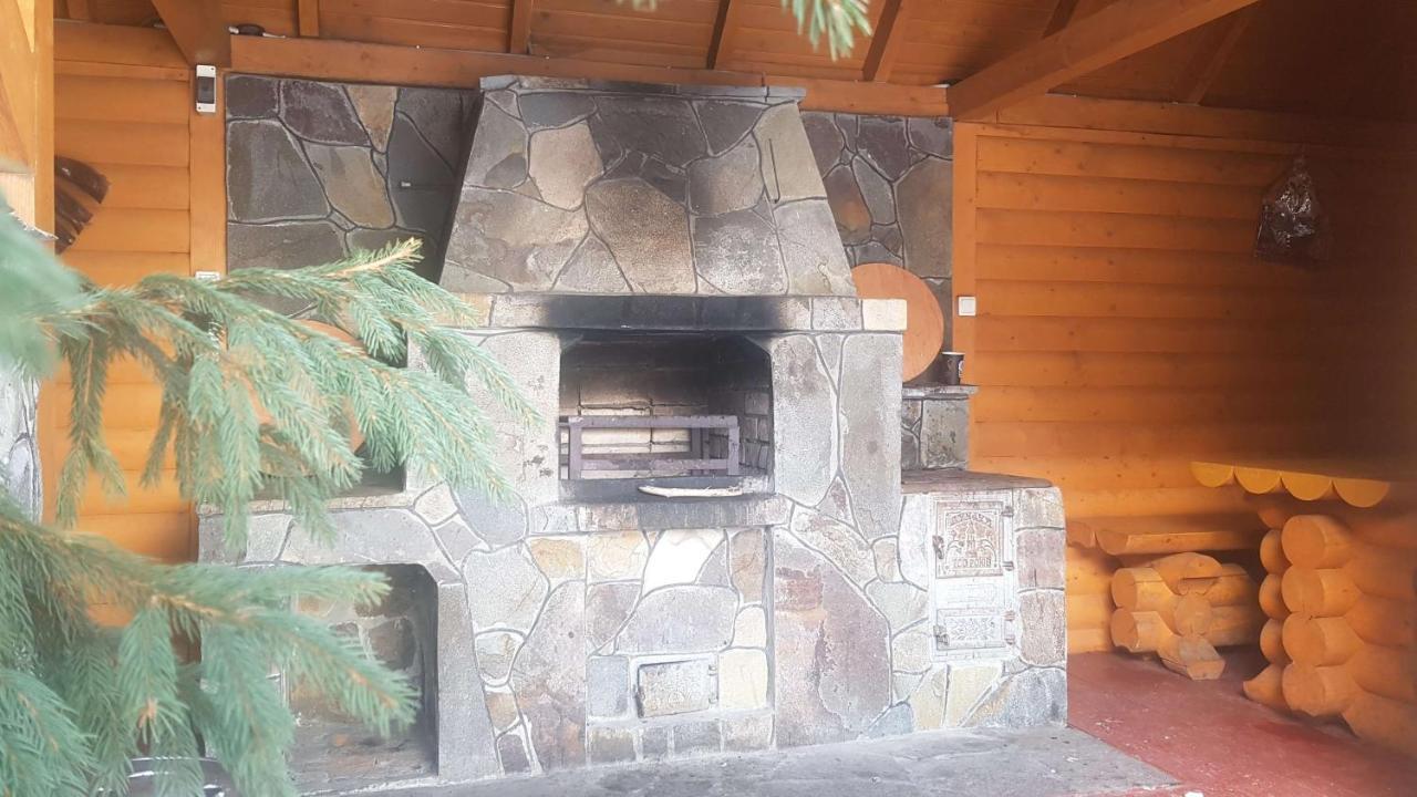 Karpatski Zori Hotel Bukovel Extérieur photo