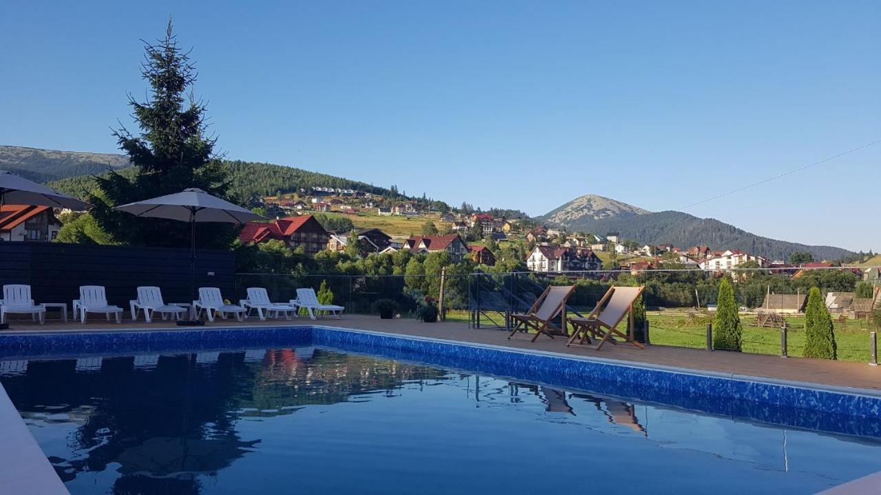 Karpatski Zori Hotel Bukovel Extérieur photo