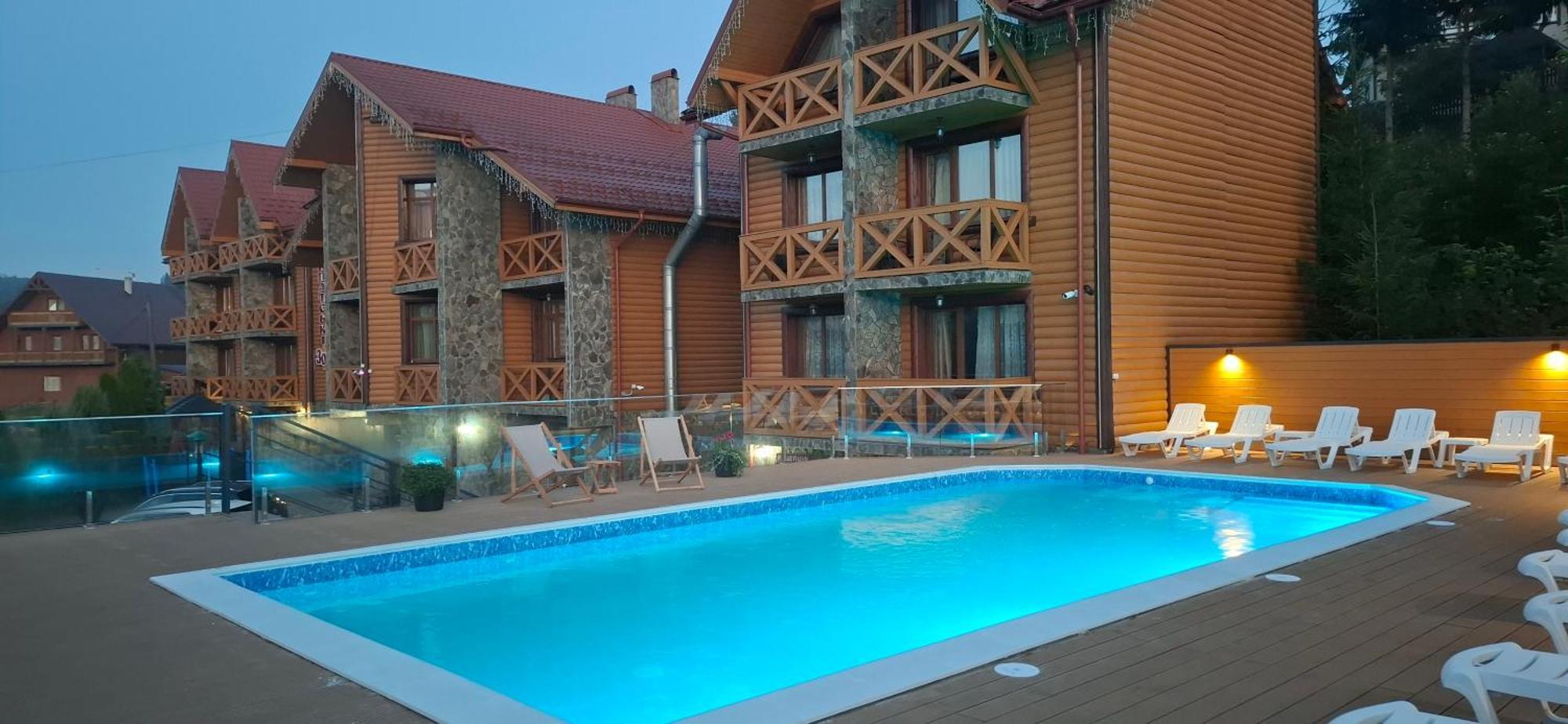 Karpatski Zori Hotel Bukovel Extérieur photo